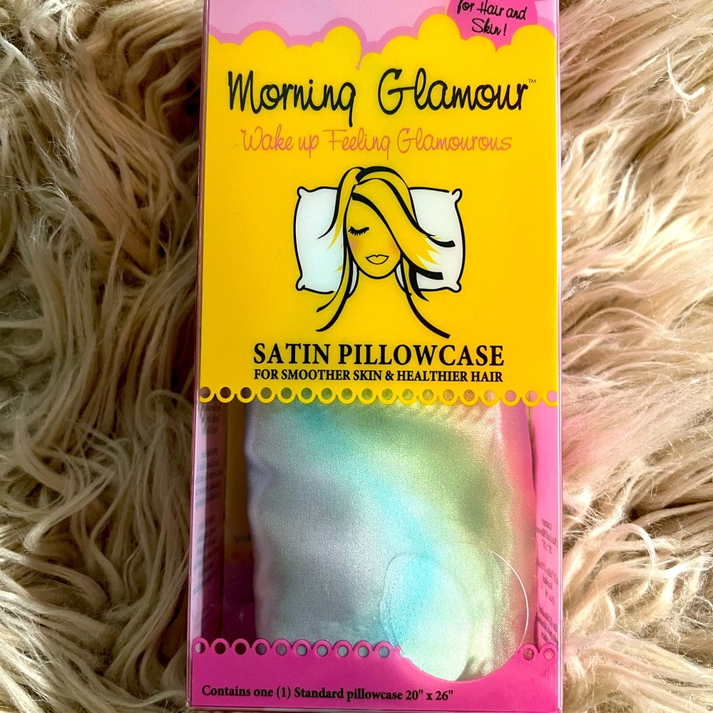*NWT* Morning Glamour Satin Pillowcase